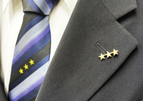 スリースター乗務員のイメージ